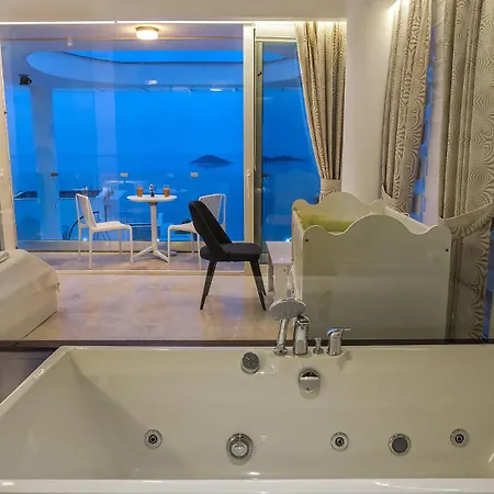 Charming 4-bedroom With Ac In Beautiful Antalya * 卡斯
