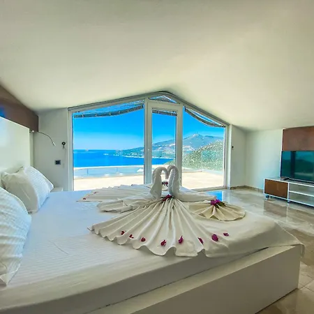 别墅 Charming 4-bedroom With Ac In Beautiful Antalya 卡斯