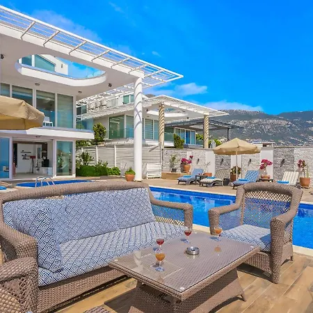 别墅 Charming 4-bedroom With Ac In Beautiful Antalya