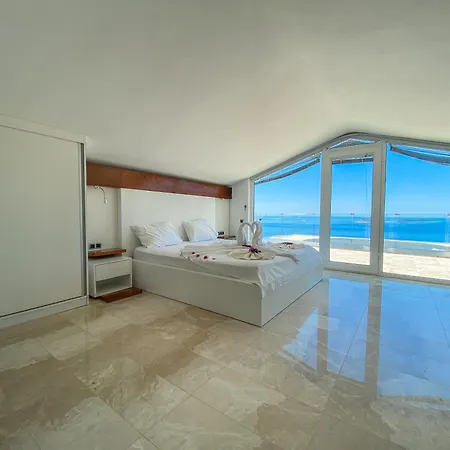 别墅 Charming 4-bedroom With Ac In Beautiful Antalya