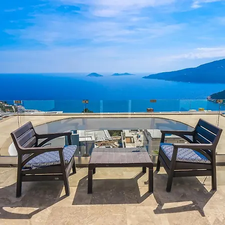 Villa Charming 4-bedroom With Ac In Beautiful Antalya Kas